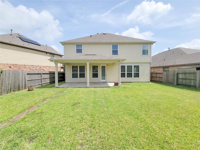 14108 Wedgewood Lakes Court, Pearland, TX 77584