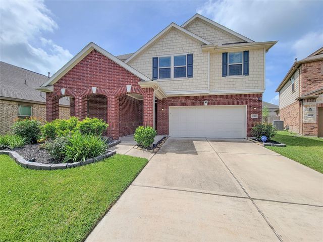 14108 Wedgewood Lakes Court, Pearland, TX 77584
