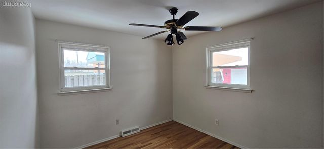 5652 WESTPOINT Street, Dearborn Heights, MI 48125