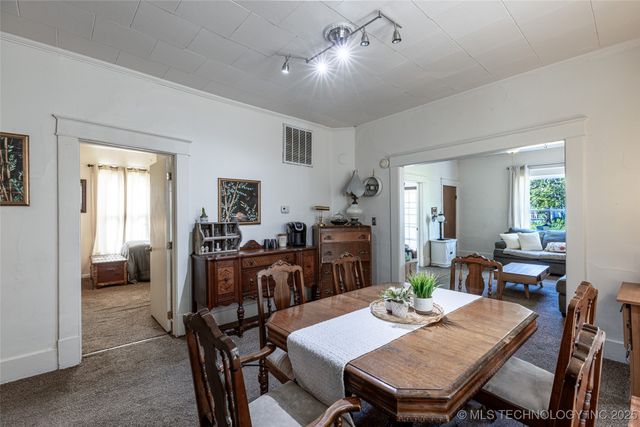 317 E 4th Street, Claremore, OK 74017