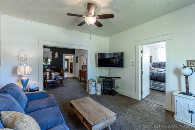 317 E 4th Street, Claremore, OK 74017