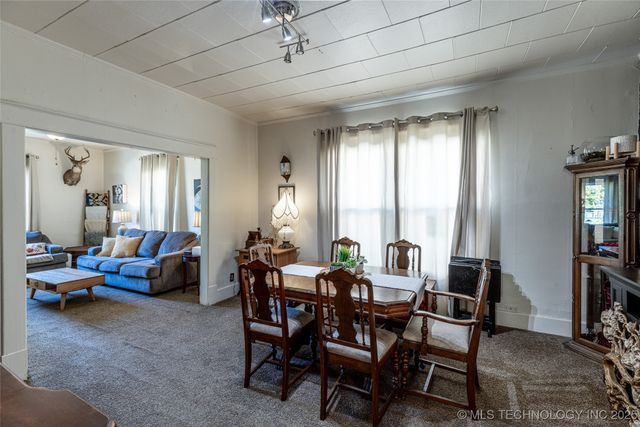 317 E 4th Street, Claremore, OK 74017