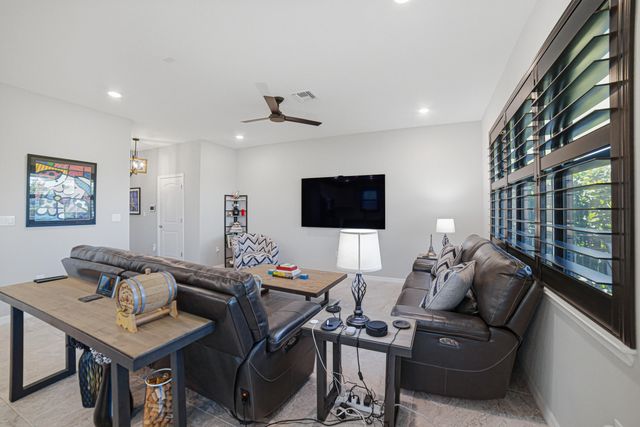 4460 Gramercy Drive, Oakland Park, FL 33309