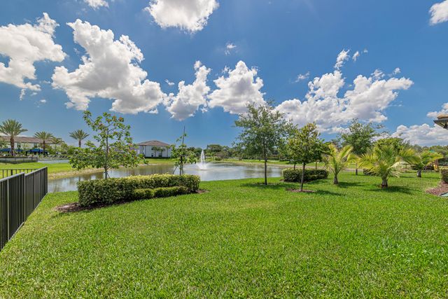 4460 Gramercy Drive, Oakland Park, FL 33309