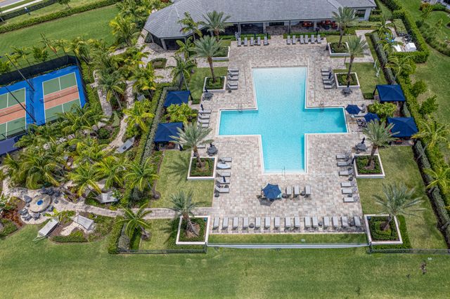 4460 Gramercy Drive, Oakland Park, FL 33309