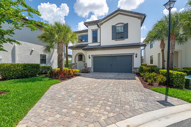 4460 Gramercy Drive, Oakland Park, FL 33309