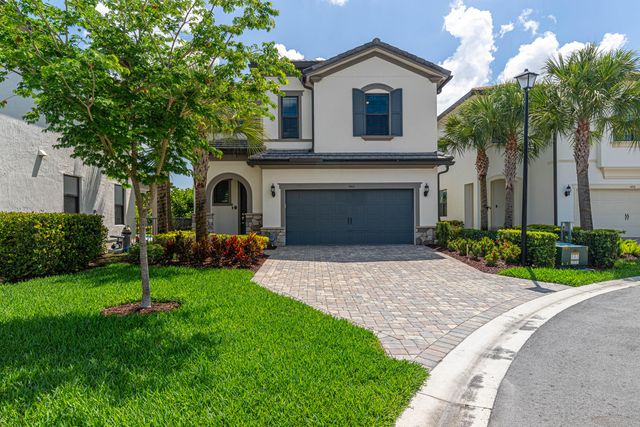 4460 Gramercy Drive, Oakland Park, FL 33309