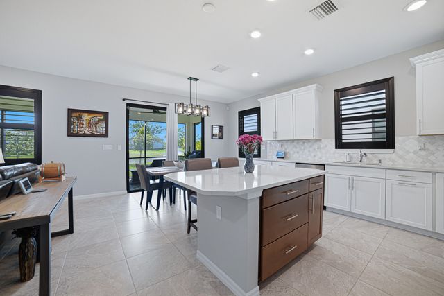 4460 Gramercy Drive, Oakland Park, FL 33309