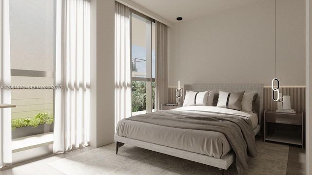 260 Collins Ave 302, Miami Beach, FL 33139