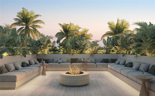 260 Collins Ave 302, Miami Beach, FL 33139
