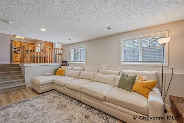 4932 GRANDVIEW AVE, Cheyenne, WY 82009
