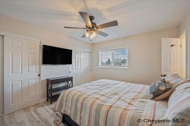 4932 GRANDVIEW AVE, Cheyenne, WY 82009
