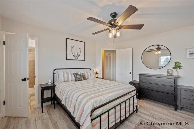 4932 GRANDVIEW AVE, Cheyenne, WY 82009