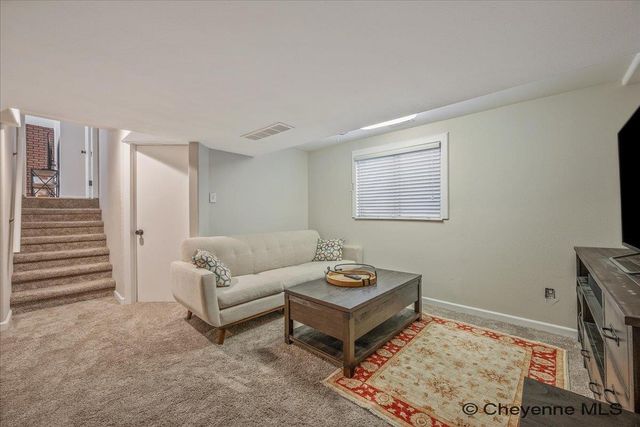 4932 GRANDVIEW AVE, Cheyenne, WY 82009