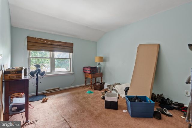 6 LANFORD RD, New Castle, DE 19720