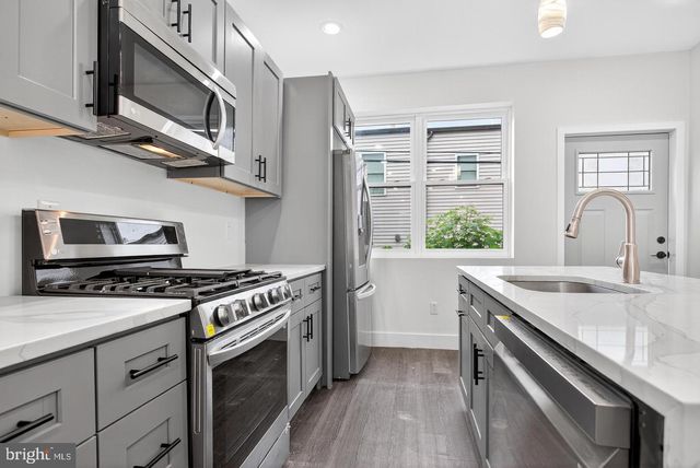 2407 W SEYBERT ST, Philadelphia, PA 19121