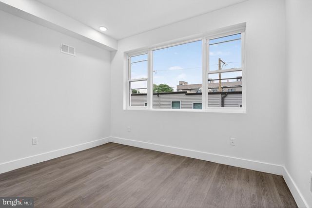 2407 W SEYBERT ST, Philadelphia, PA 19121