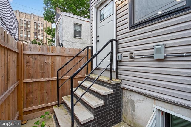 2407 W SEYBERT ST, Philadelphia, PA 19121
