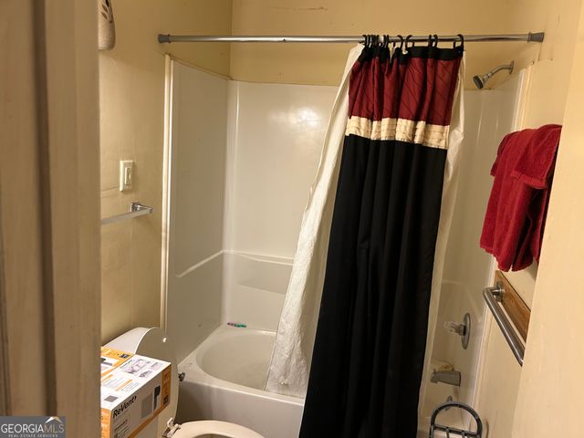 3881 Grand Avenue, Macon, GA 31206