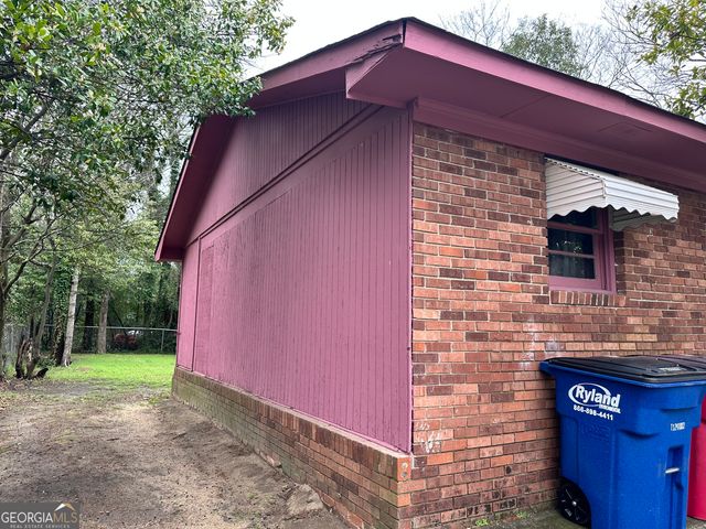 3881 Grand Avenue, Macon, GA 31206