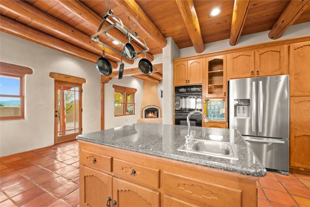 1534 Millicent Rogers Rd, El Prado, NM 87529