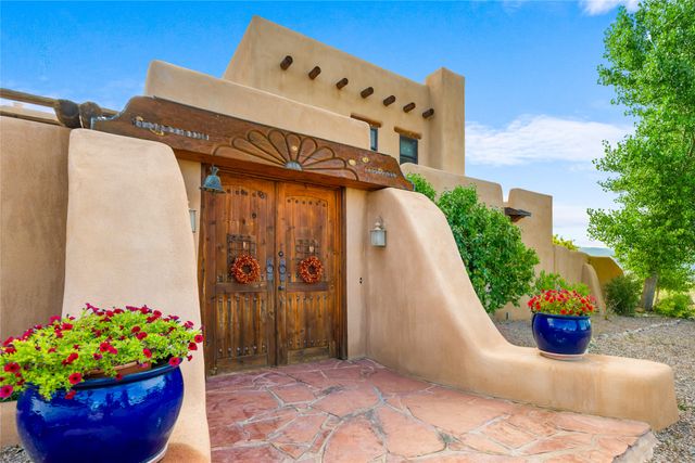 1534 Millicent Rogers Rd, El Prado, NM 87529