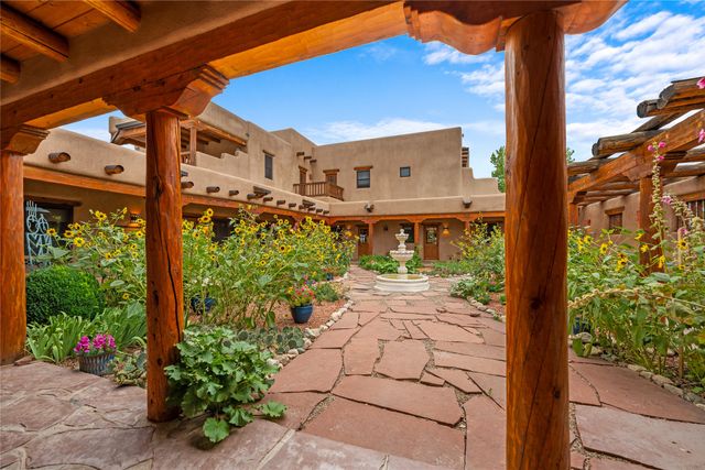 1534 Millicent Rogers Rd, El Prado, NM 87529