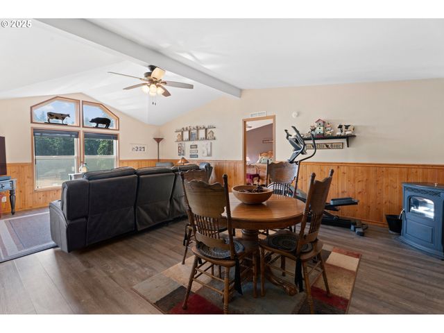 18863 S NORRY Ct, Mulino, OR 97042