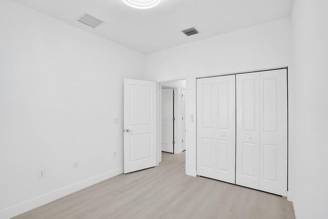 4508 Longwood Lake Square, Westlake, FL 33470