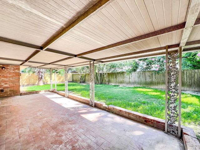 23207 Naples Drive, Spring, TX 77373