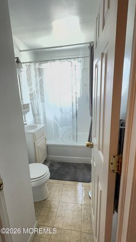 27 Barker Avenue, Shrewsbury Twp, NJ 07724