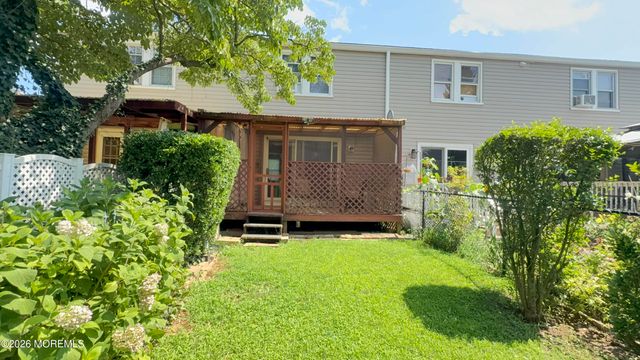 27 Barker Avenue, Shrewsbury Twp, NJ 07724