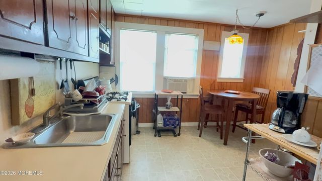 27 Barker Avenue, Shrewsbury Twp, NJ 07724