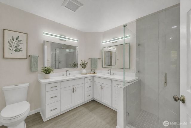 18397 NE 97th Court, Redmond, WA 98052