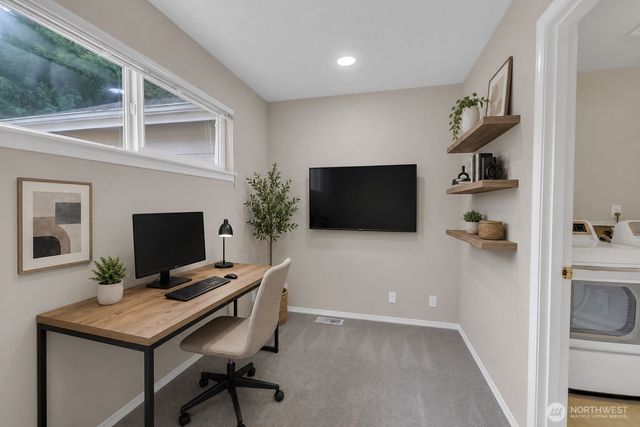 18397 NE 97th Court, Redmond, WA 98052
