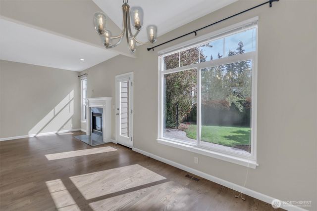 18397 NE 97th Court, Redmond, WA 98052