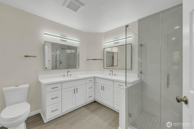 18397 NE 97th Court, Redmond, WA 98052