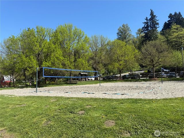 18397 NE 97th Court, Redmond, WA 98052