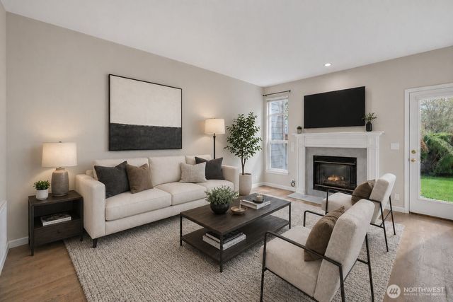 18397 NE 97th Court, Redmond, WA 98052