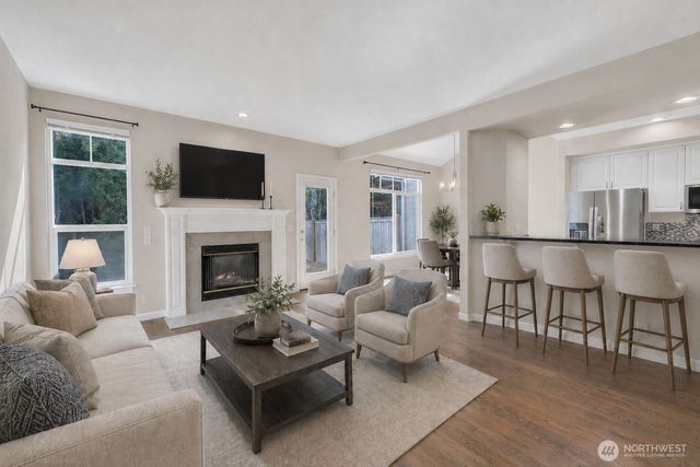 18397 NE 97th Court, Redmond, WA 98052