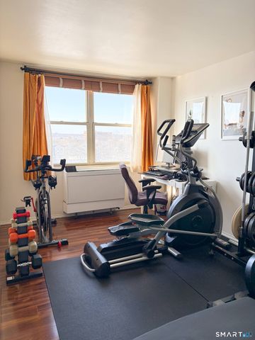 50 Glenbrook Road APT 9C, Stamford, CT 06902