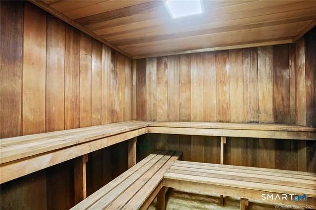 50 Glenbrook Road APT 9C, Stamford, CT 06902