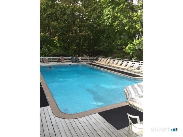 50 Glenbrook Road APT 9C, Stamford, CT 06902