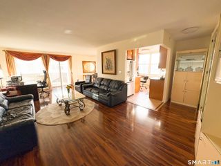 50 Glenbrook Road APT 9C, Stamford, CT 06902