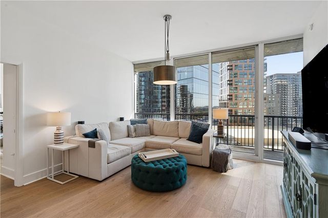 1080 Peachtree Street 1504, Atlanta, GA 30309