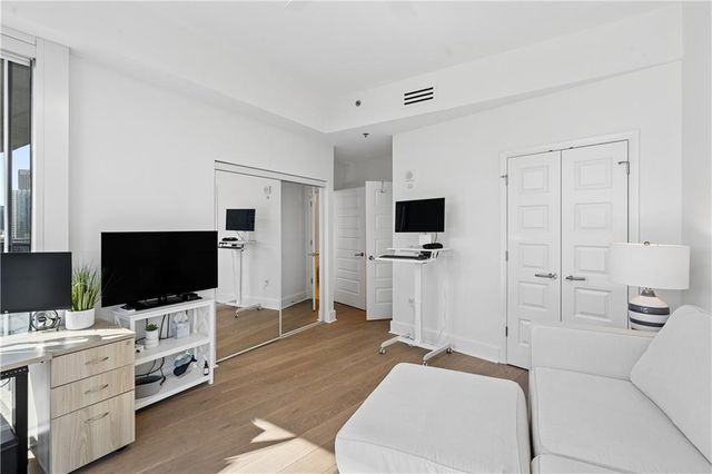1080 Peachtree Street 1504, Atlanta, GA 30309