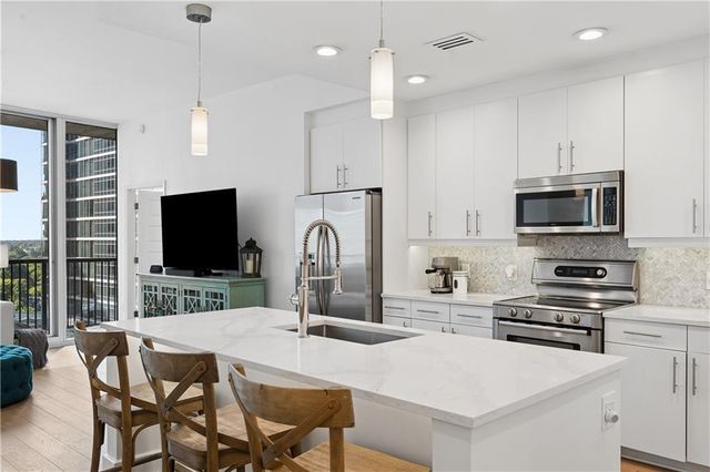 1080 Peachtree Street 1504, Atlanta, GA 30309