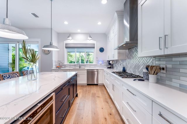 1614 MARITIME OAK Drive, Atlantic Beach, FL 32233