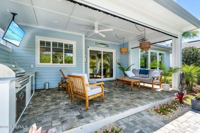 1614 MARITIME OAK Drive, Atlantic Beach, FL 32233