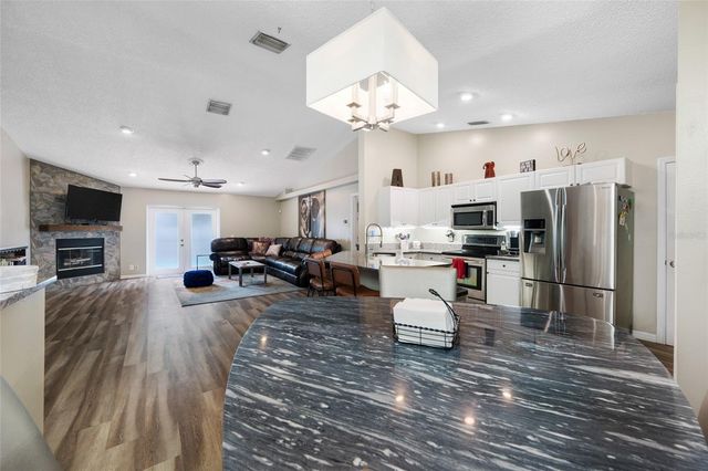 12965 PINEFOREST WAY W, Largo, FL 33773